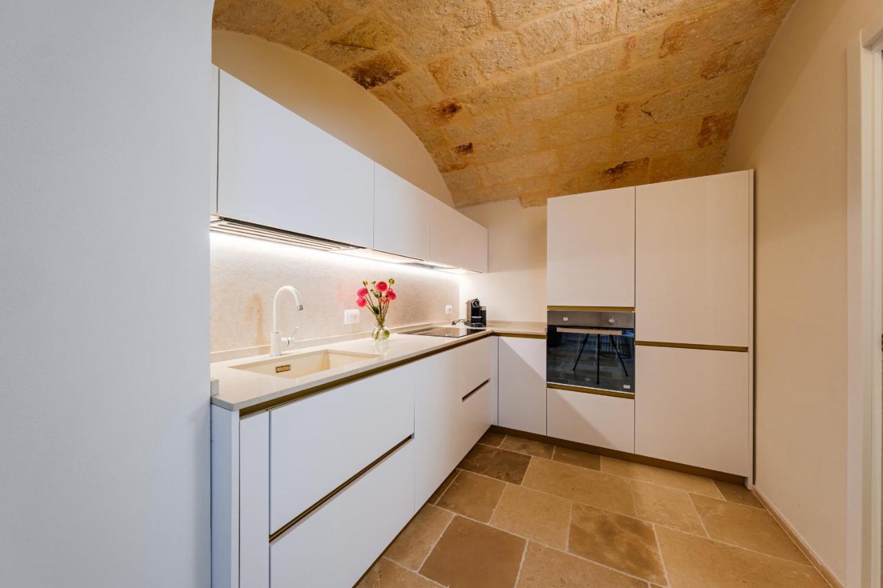 Helloapulia Charming Palazzo Clemente - Self-Catering Suites With Aircondition Monopoli Exterior foto